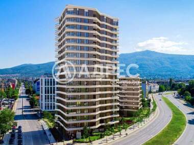 Vânzare - Apartament în Hladilnika,  Sofia