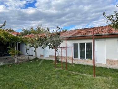 For sale - House in Pesnopoy,  Plovdiv