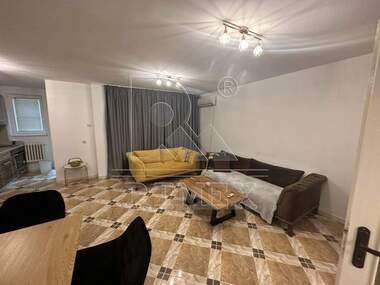 For rent - Apartment in Mladejki halm,  Plovdiv