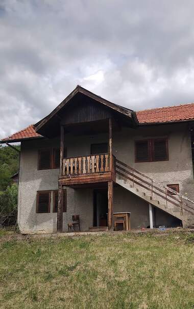 For sale - House in Eremia,  Kiustendil