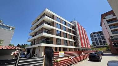 Vânzare - Apartament în Țentăr,  Veliko Tărnovo