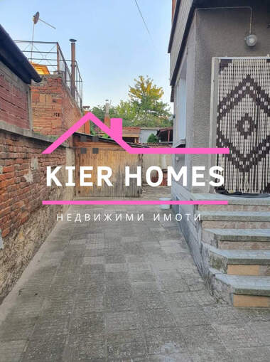 Verkauf - Etage von Haus in Tschirpan,  Stara Zagora