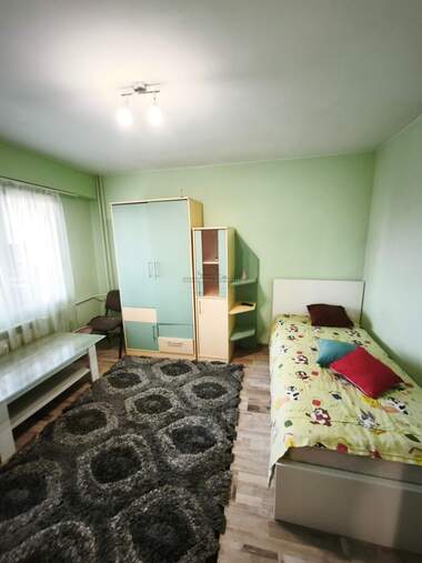 Аренда - Квартира в Център,  Перник