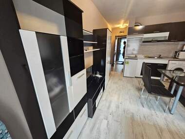 Miete - Wohnung in Mladejki halm,  Plowdiw