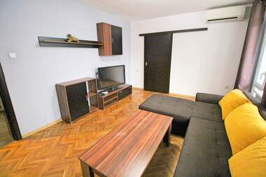 Miete - Wohnung in Lazur,  Burgas