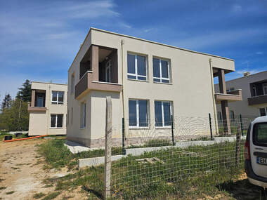 Verkauf - Haus in Borowez - Üg,  Warna