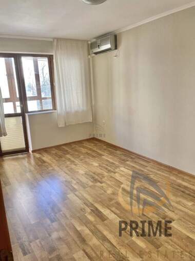 Închiriere - Apartament în Țentăr,  Burgas