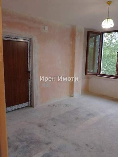 Vânzare - Apartament în Diana,  Iambol