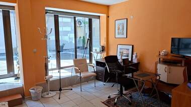 Închiriere - Birou/Magazin/Depozit/Salon de frumusețe/Restaurant în Zona B-5,  Sofia
