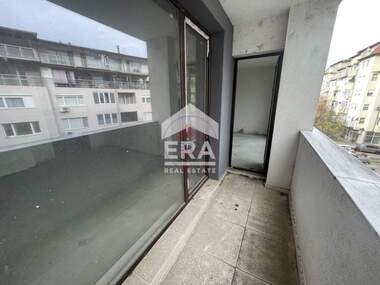 Продажба - Апартамент във Възрожденци,  Кърджали
