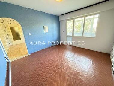 For sale - Apartment in Orel,  Razgrad