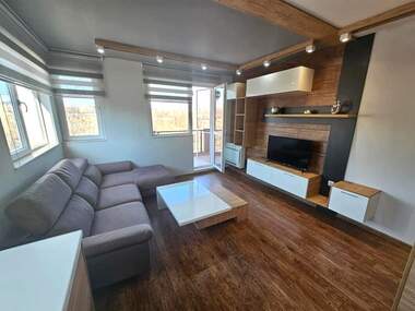 Miete - Wohnung in Mladejki halm,  Plowdiw