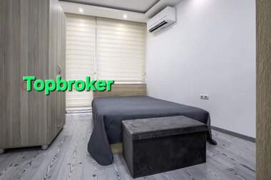 Închiriere - Apartament în Mladejki hălm,  Plovdiv