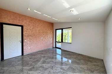 For sale - House in Sredna kula,  Ruse