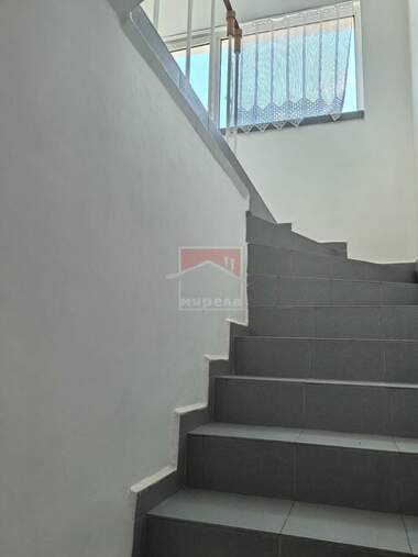 Vânzare - Apartament în Țentăr,  Iambol