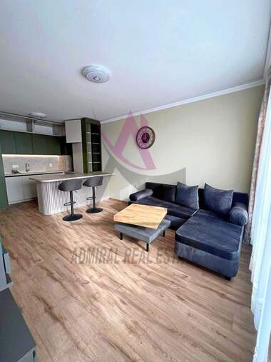 Miete - Wohnung in Pobeda,  Warna