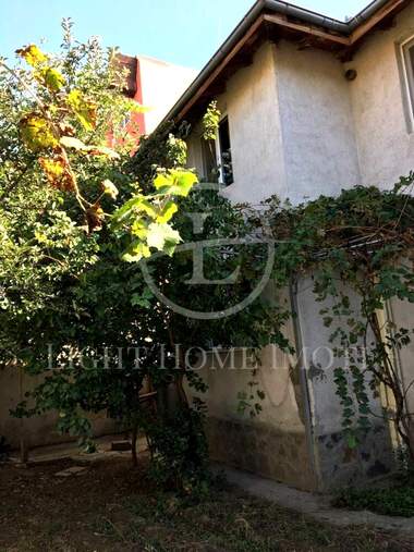 For sale - House in Karshiaka,  Plovdiv