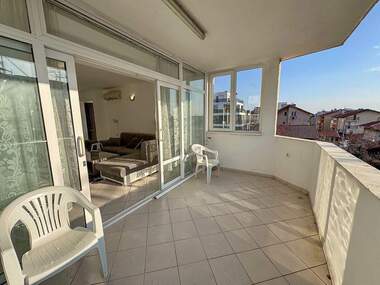 Închiriere - Apartament în Sarafovo,  Burgas