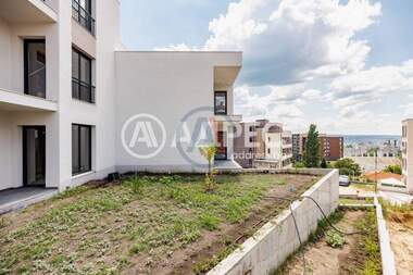 Продажба - Апартамент в Бриз,  Варна
