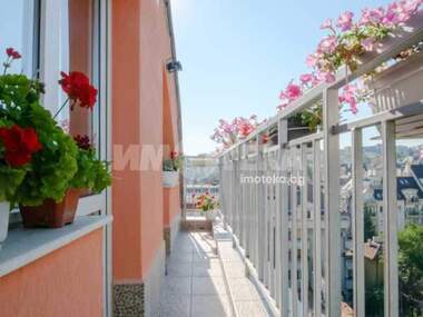 Vânzare - Apartament în Oboriștie,  Sofia