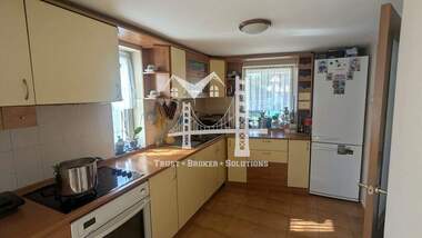 Продажа - Дом в Банкя,  София