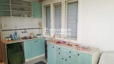For sale - Floor of a house in Proslav,  Plovdiv