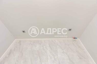 Ενοίκιο - Γραφείο σε Колхозен пазар,  Варна