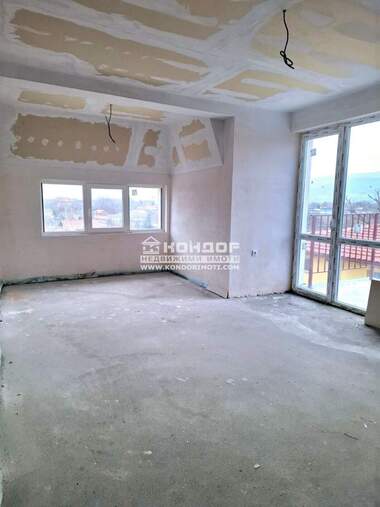 Vânzare - Apartament în Kiuceuk Parij,  Plovdiv