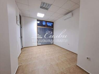 For rent - Office in Center,  Shumen