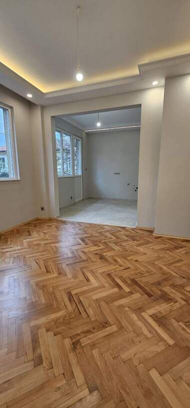 Vânzare - Apartament în Lozeneț,  Sofia