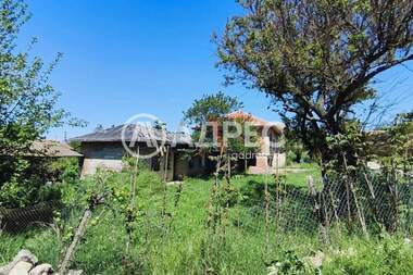 For sale - House in Brestak,  Varna