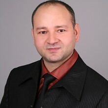 ЯНКО ЦВЕТКОВ-Управител
