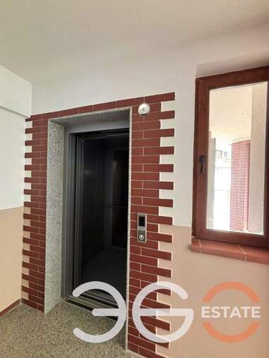 Продажба - Апартамент във Виница,  Варна