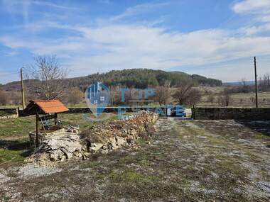 Продажба - Къща в Горна Липница,  Велико Търново