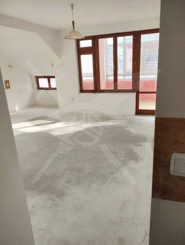 Verkauf - Wohnung in Zentar,  Burgas