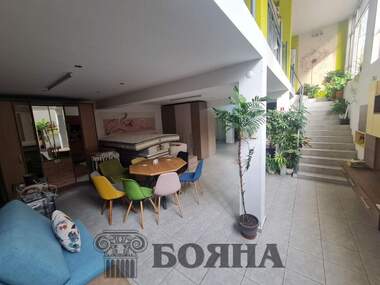 Vânzare - Magazin/Birou/Salon de frumusețe/Restaurant/Cabinet de stomatologie în Center,  Ruse