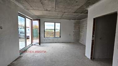Продажба - Къща в Строево,  Пловдив