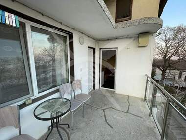 For rent - Floor of a house in Alen mak,  Varna