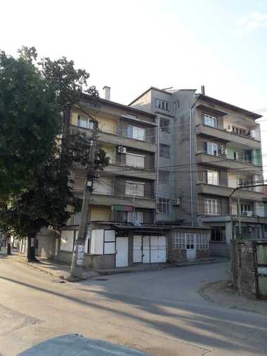 Продажба - Апартамент в Изток,  Силистра