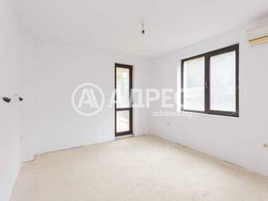 Продажба - Апартамент в Траката,  Варна