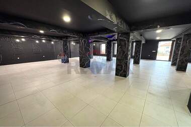 For sale - Store in Voenno uchilishte,  Shumen