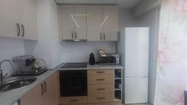 Miete - Wohnung in Rodina 1,  Ruse