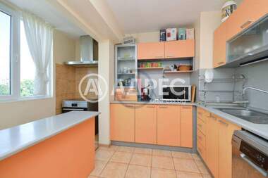 Vânzare - Apartament în Slaveîkov,  Burgas