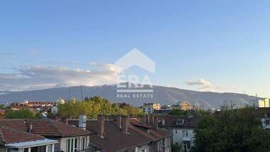 Kira - Apartman olarak Oborishte,  Sofia