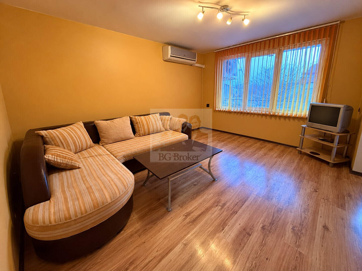 Floor of a house in Aheloy, Burgas – photo 3