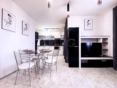 Satış - Apartman olarak Balçik,  Dobriç