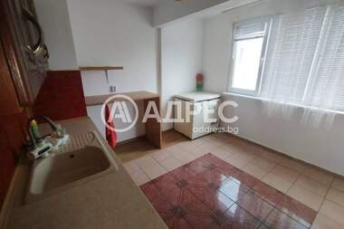 Vânzare - Apartament în Hale,  Iambol