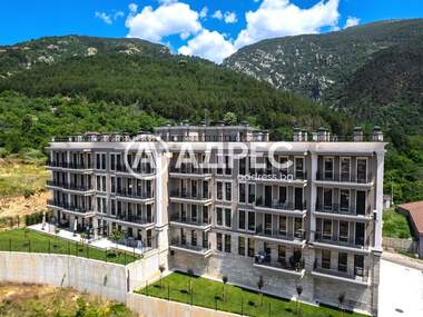 Satış - Karlovo View - Gayrimenkul ile bina olarak Karlovo,  Plovdiv