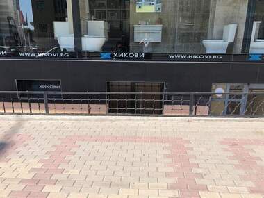 Ενοίκιο - Γραφείο/Αποθήκη/Κομμωτήριο σε Център,  Варна
