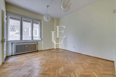 Verkauf - Wohnung in Center,  Sovia